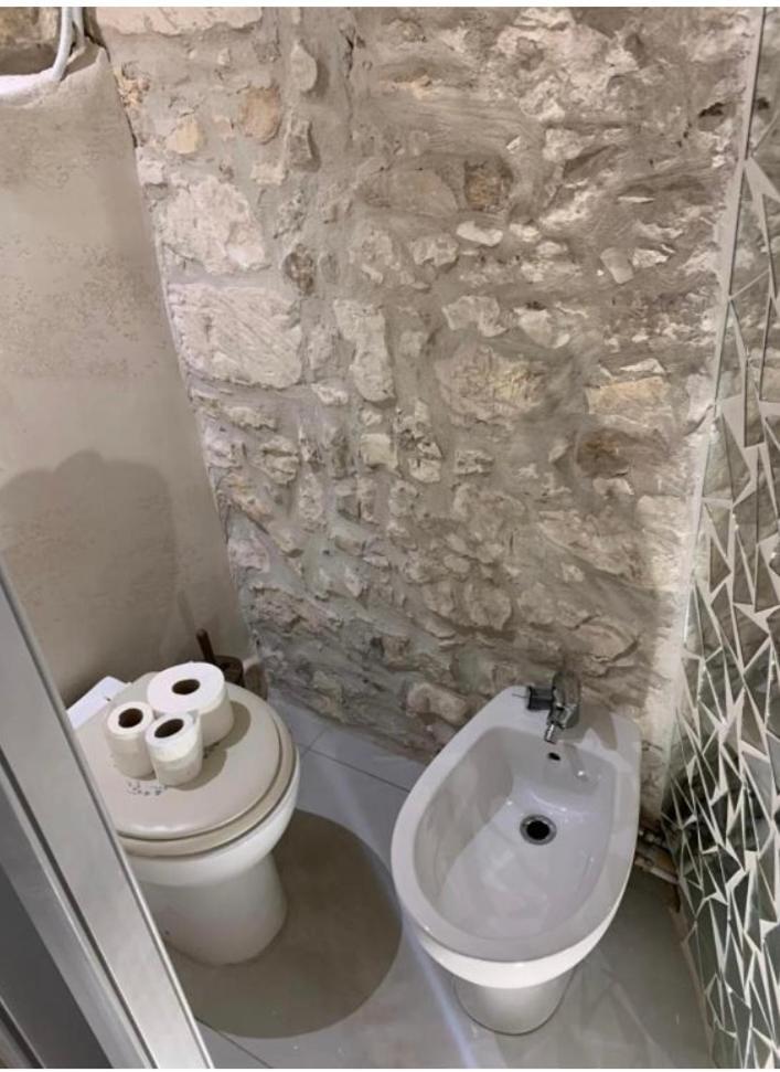 Pietra Bianca Apartment